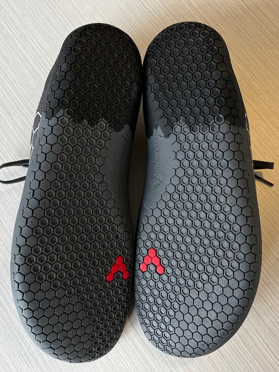 Vivobarefoot Primus Lite III JF Black 43 / US 10 - New. No Box